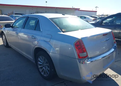 2012 Chrysler 300 z USA, uszkodzony, nr VIN 2C3CCAAGXCH116445